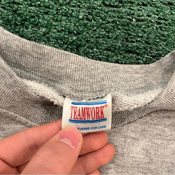 🏀 Vintage 90’s Chicago Bulls Crewneck - Picture 5 of 6